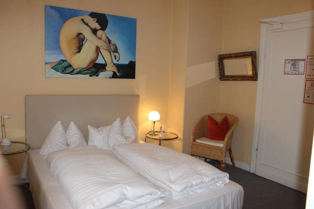 ליפשטאדט Hotel Drei Kronen מראה חיצוני תמונה